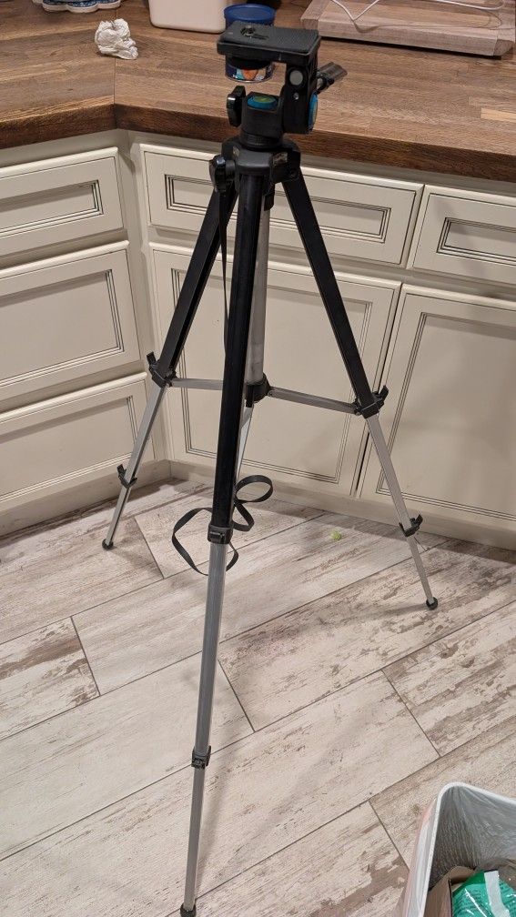 Vintage Tripod Works Great Camera Stand Tri Pod Aluminum Retro Photography Photograph Equipment 