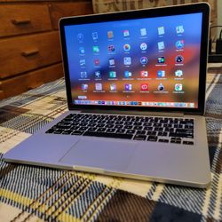 Laptop Apple Macbook Pro De 13 Pulgadas Retina  Con Procesador Intel Core i5 Con Programas 