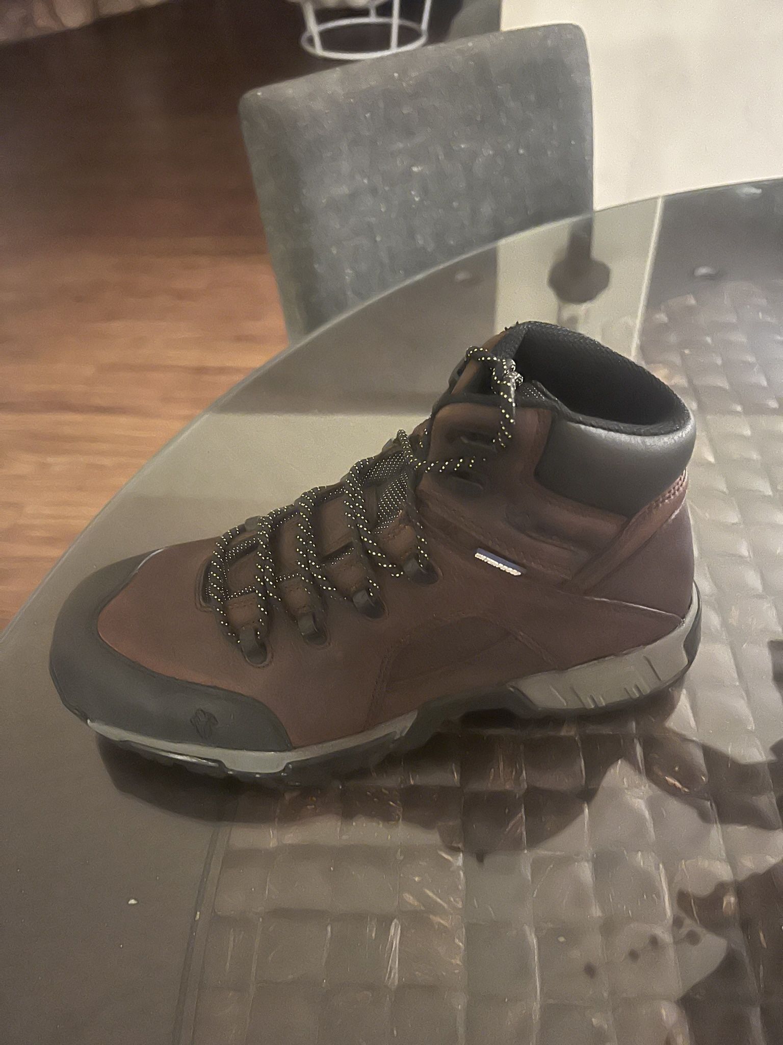 Michelin work boots (men’s 12 Size)