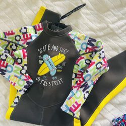 Wetsuit-Youth Large (new w/tags)
