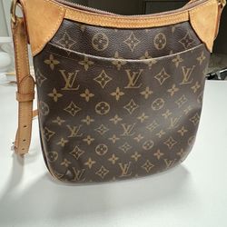 Louis Vuitton Odeon Authentic $750