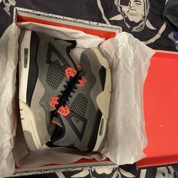 Jordan 4 Infrared 