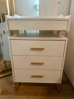 White & Gold Nightstand with Pull-Out Tray(OBO)
