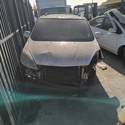 06 Toyota Sienna (Parts)