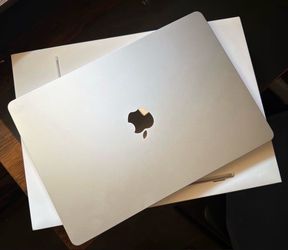 M4 Macbook Air 15”