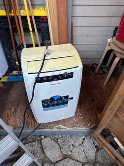 Honeywell Portable AC Unit