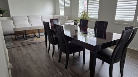 Dining set