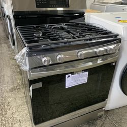Samsung Stove Gas Stainless Steel with Air Fry Option- Best Offer!