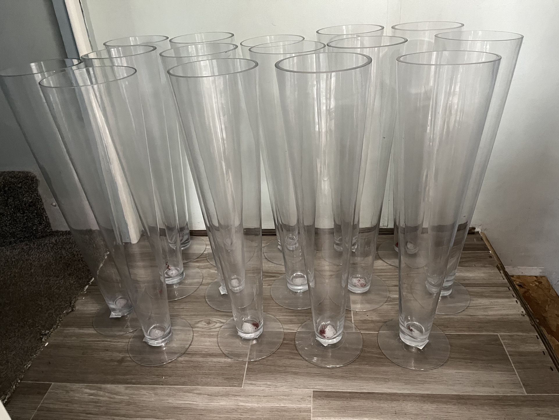 Large Clear Glass Vase Centerpieces