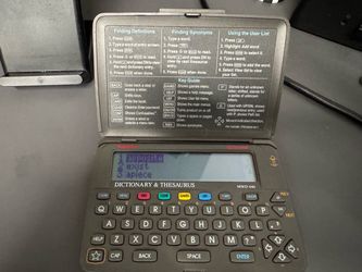 Franklin Bookman Dictionary & Thesaurus MWD-440