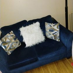 Blue Furniture With Ottoman 