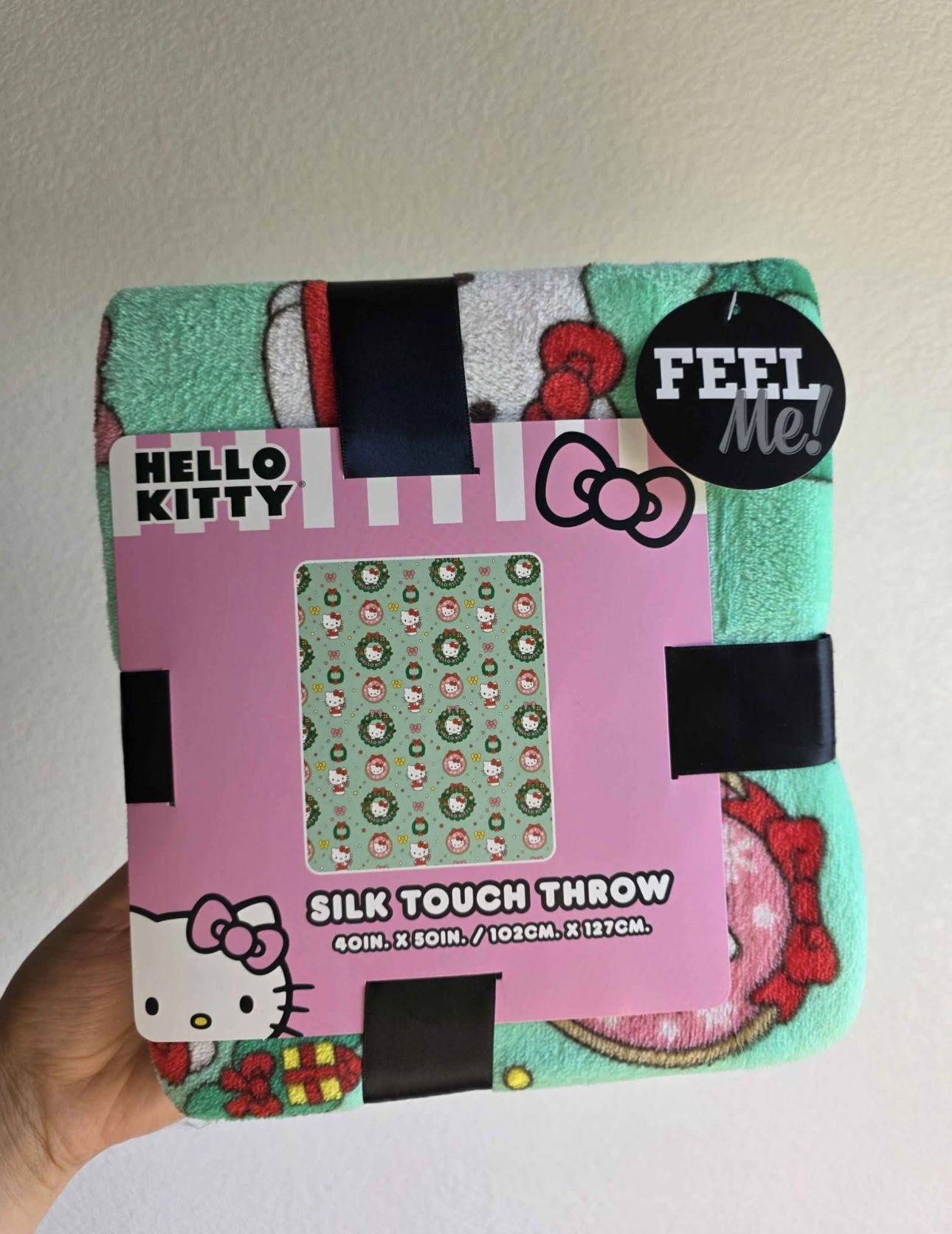 New Hello Kitty Christmas Blanket