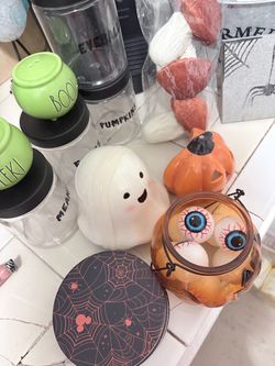 Halloween decor