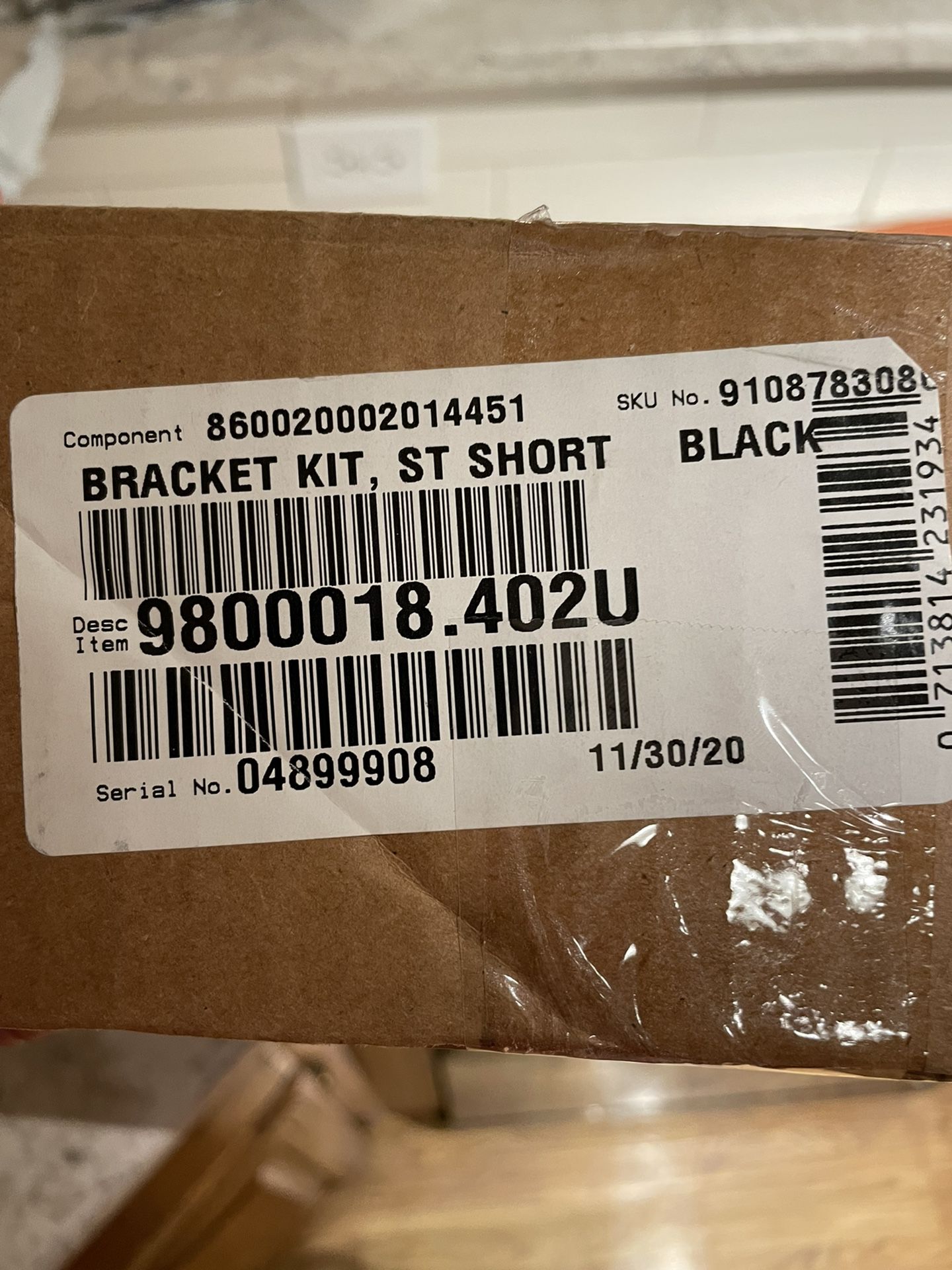 Dometic Awning Short Slide-Out Topper Black Bracket Hardware Kit