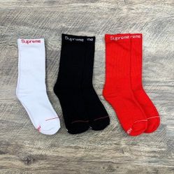 Supreme Socks