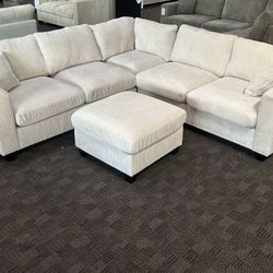 New Sectional Couch With Ottoman / Free Delivery 