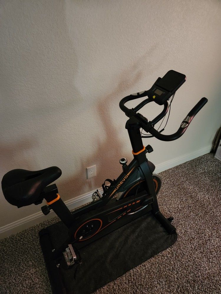 Urevo Exercise Bike