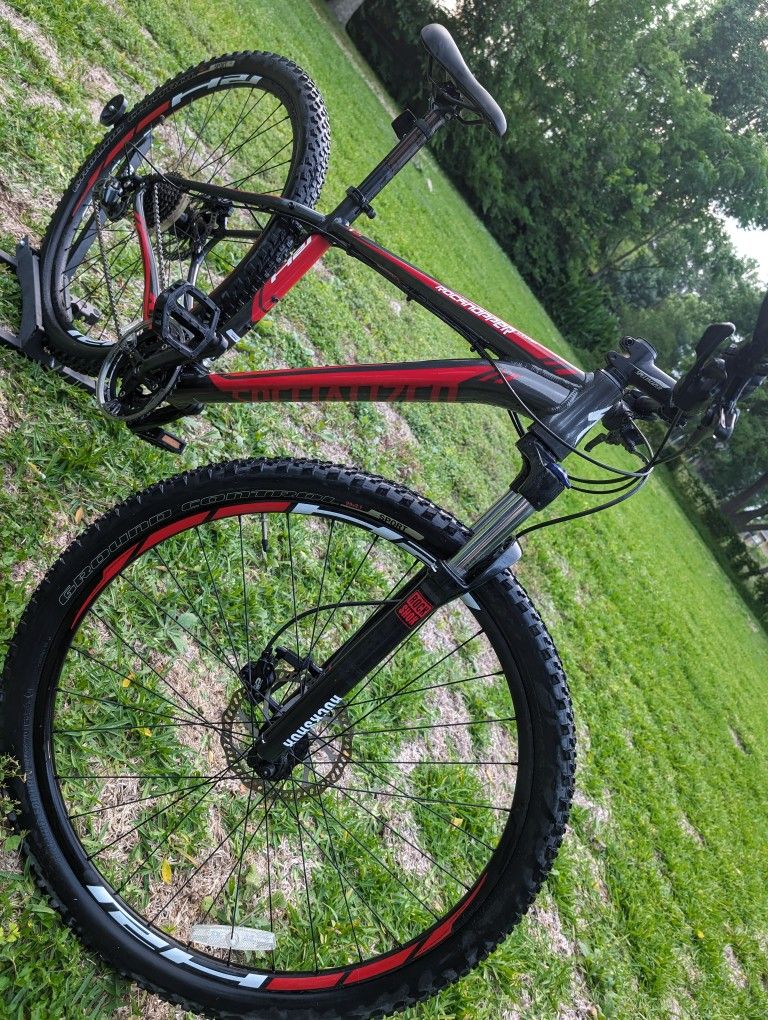 Specialized RockHopper Comp 29er Mountain Bike 