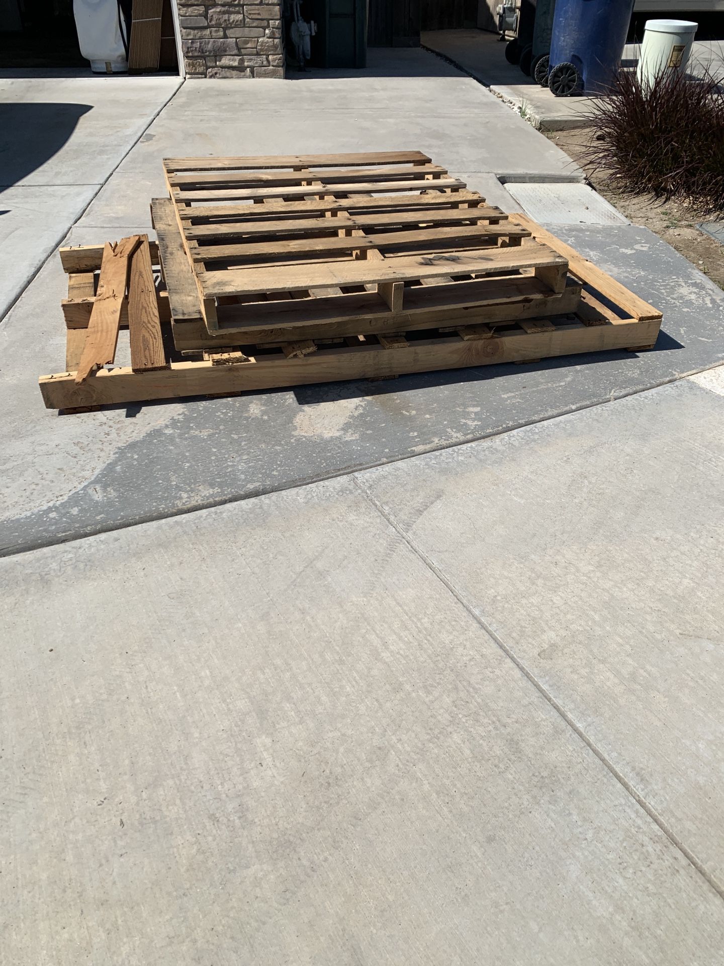 Free Pallets