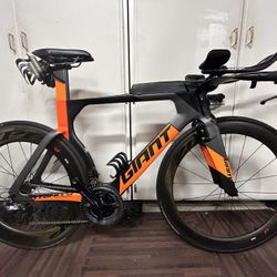 Giant Trinity TT Bike With Zipps