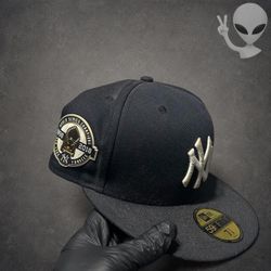 New Era 59FIFTY NY Yankees World Series Champions Patch Fitted Hat Mens 7 3/8