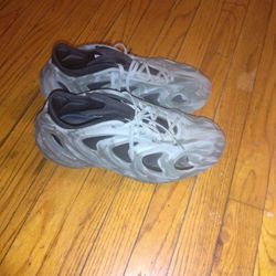 Adidas Yeezy Runner Men 