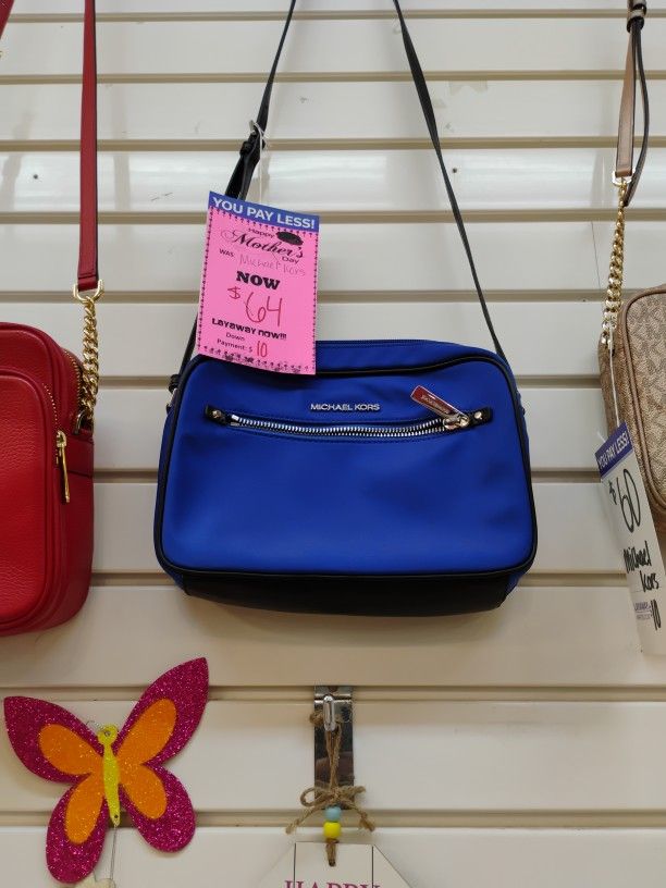 Michael Kors Purse $64