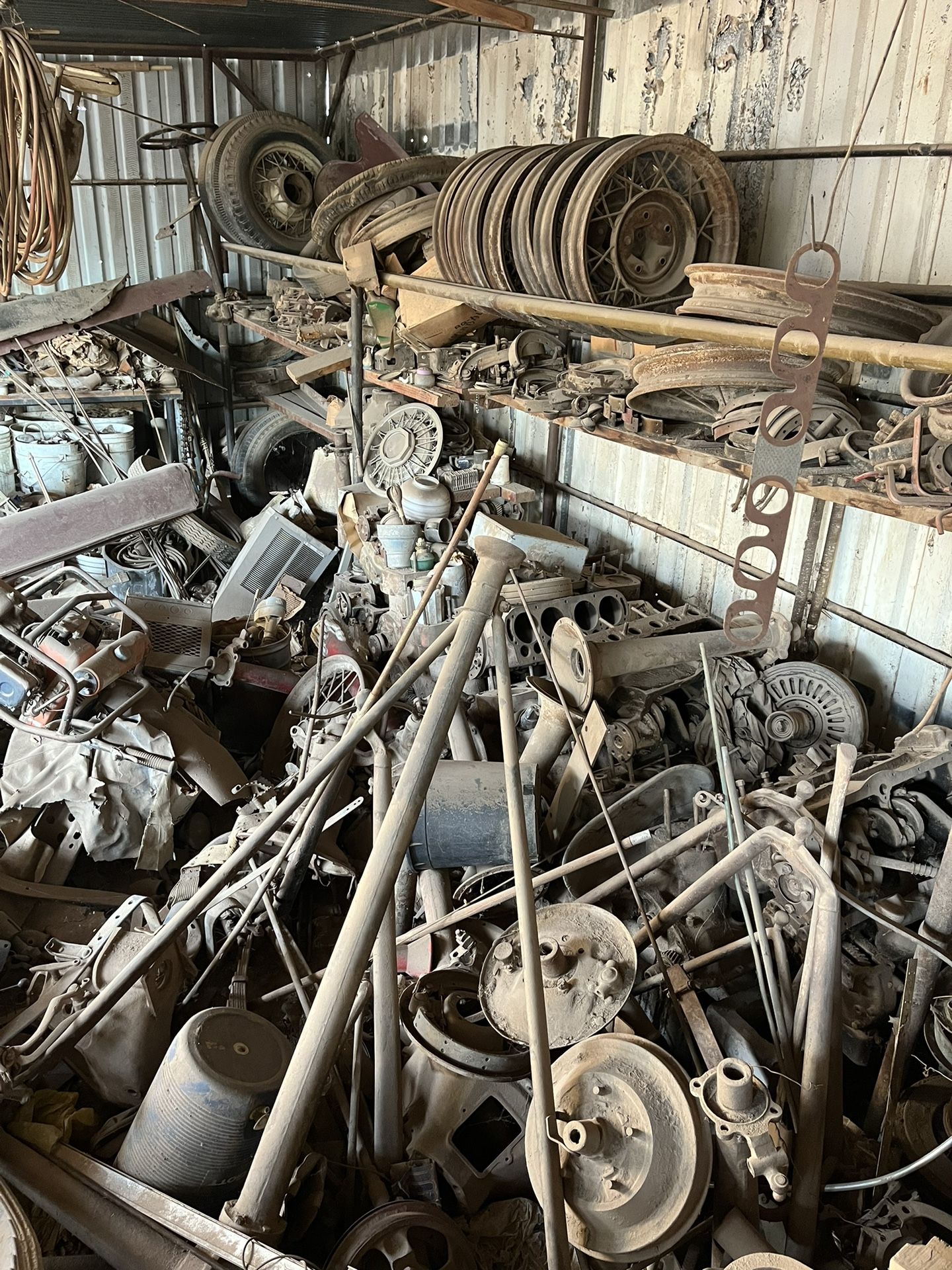 Car Parts Selling As Lot 