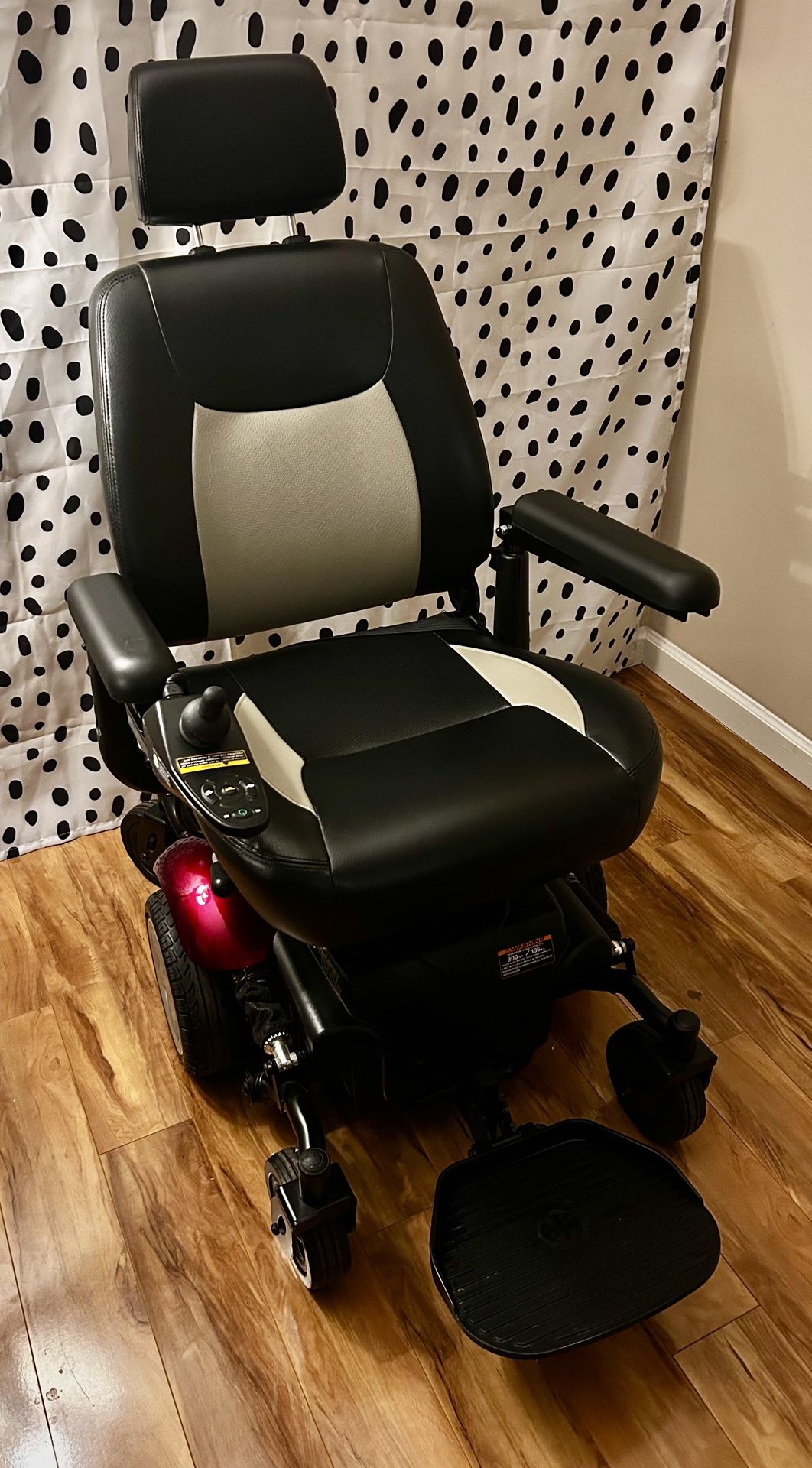 Merits Vision Sport P326A Electric Wheelchair