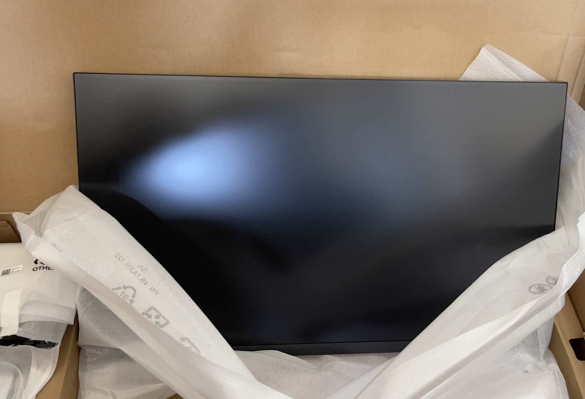 New Dell 27 Monitor - P2722H - Full HD 1080p