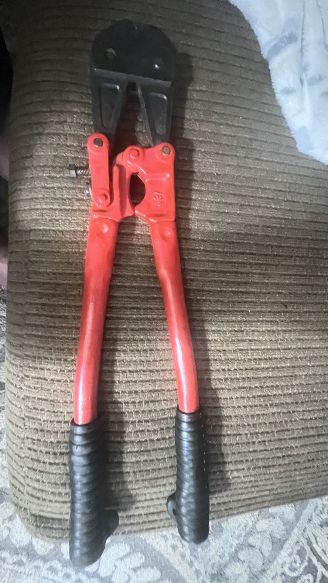 18” Bolt Cutters