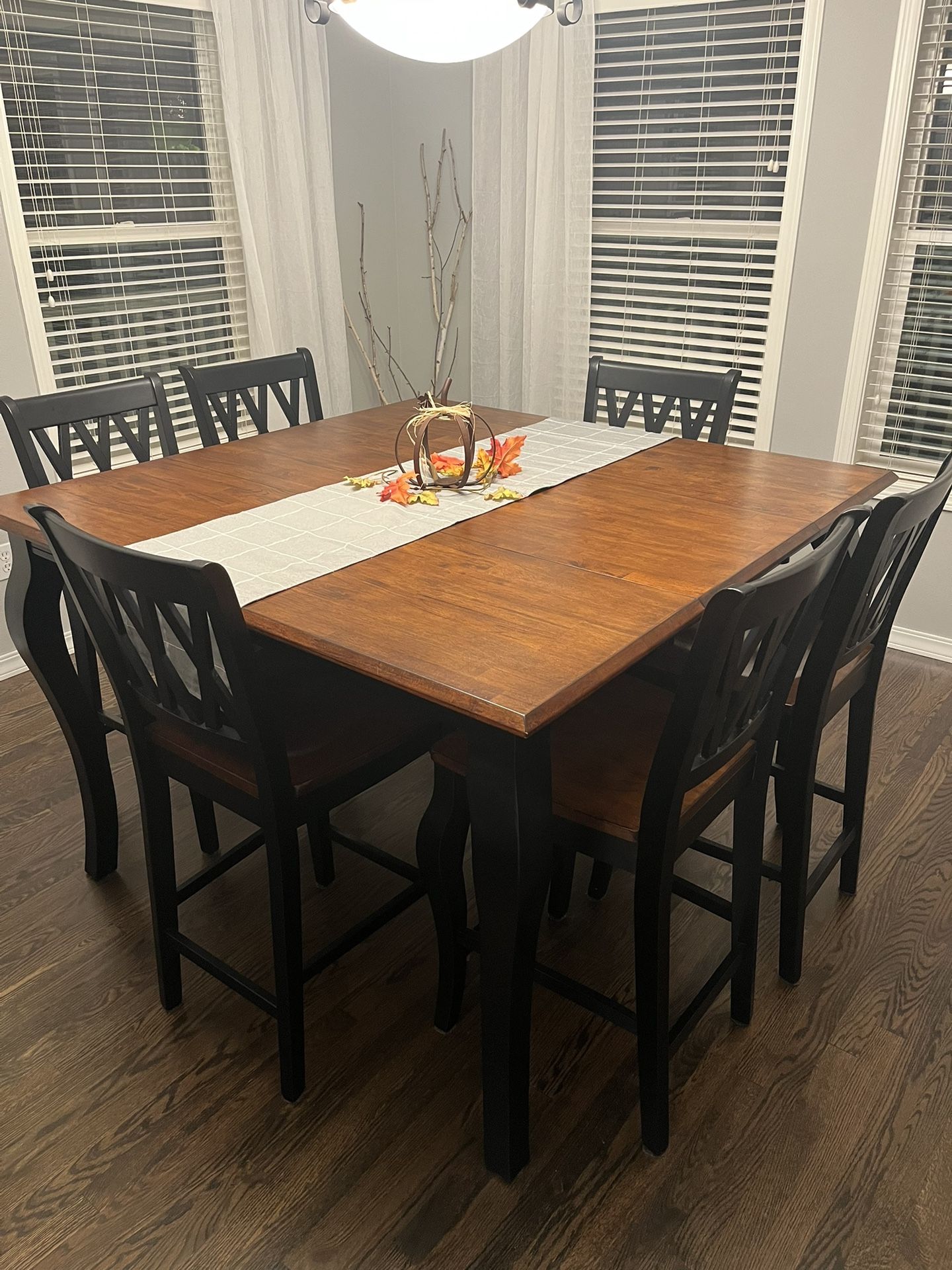 Counter Height Table and Chairs