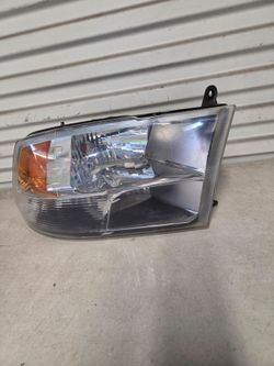 2009 to 2018 Dodge Ram right passenger side headlight