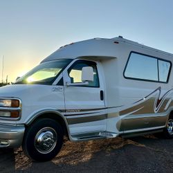 2002 Chevy Chinook Destiny 2400