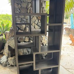2 Bookshelves 