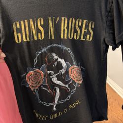 Guns & Roses T-Shirt Size XS