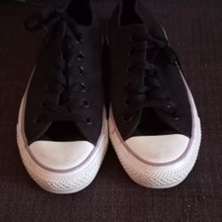 All Star Converse Women's Size 7