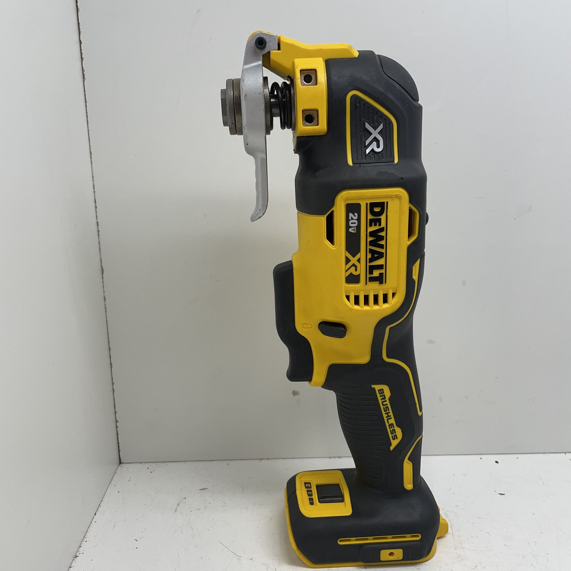 Dewalt 20v Brushless Oscillating Multi Tool 195514/11
