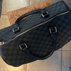 Louis Vuitton Duffle Bag for Sale in Berkeley, CA - OfferUp