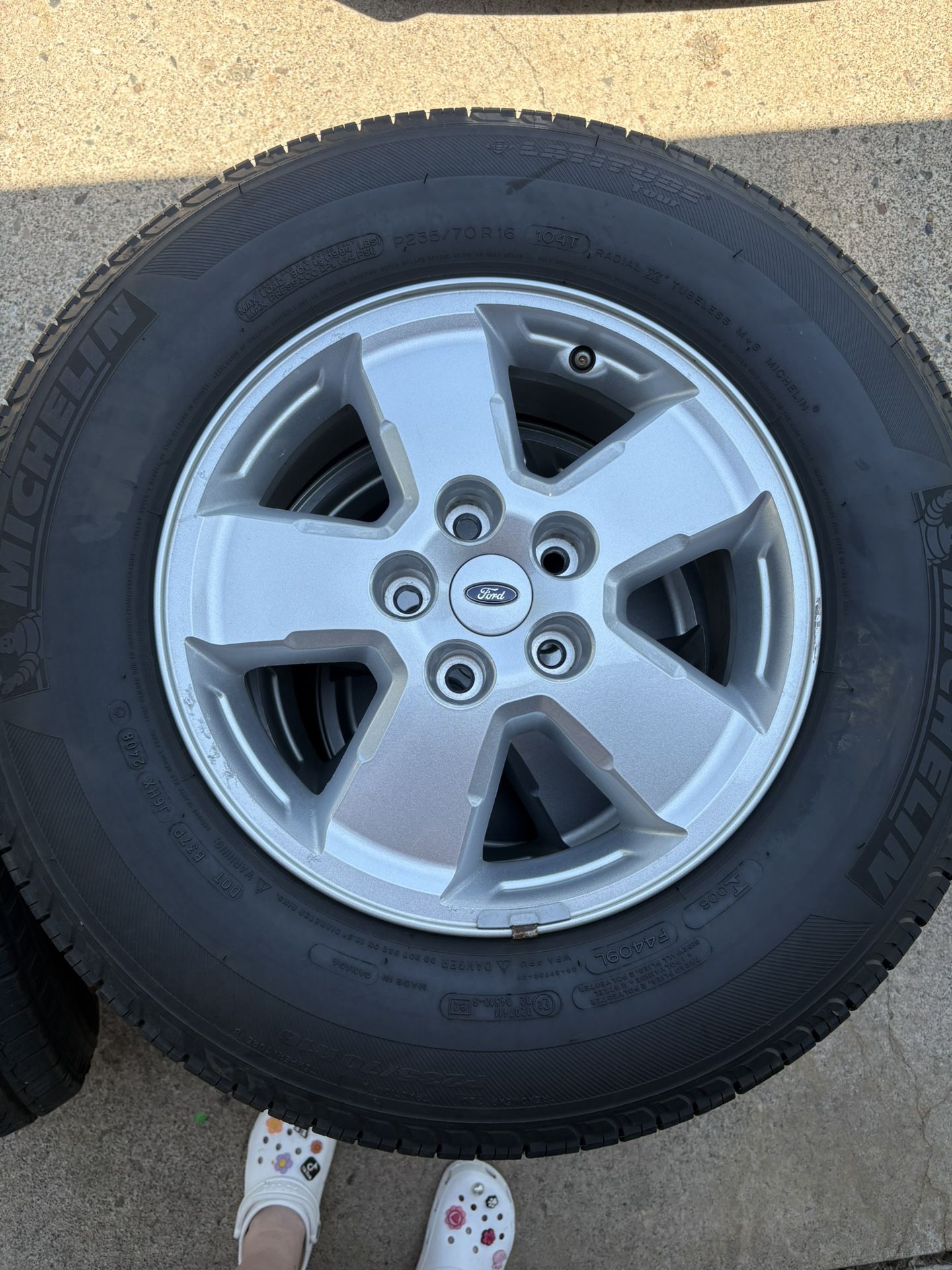 2009 Ford Escape Tires And Rims Set 