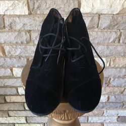 Black Booties Size 7.5