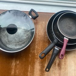 4 Cooktop Pans