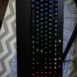 Keyboard: Logitech G213 Clean, used for 1 month, the reason for the sale: I hurried and bought a large keyboard for my desk for me, so it's not so con