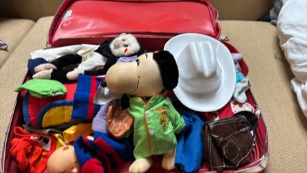 Snoopy Vintage Toy Suit case