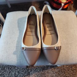 Kelly And Katie Flats Size 7 Or 71/2 Only Worn Once Or Twice In Great Condition. Selling For 20