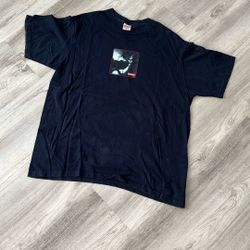 SUPREME SHADOW TEE NAVY LARGE