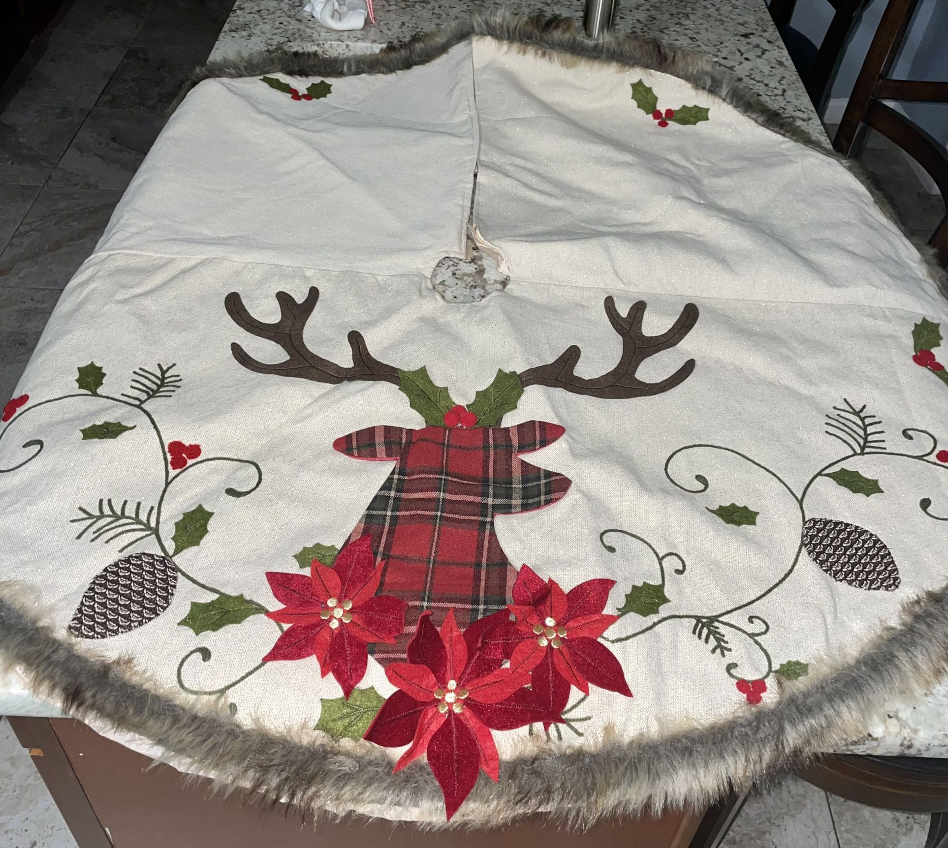 Christmas tree Skirt 