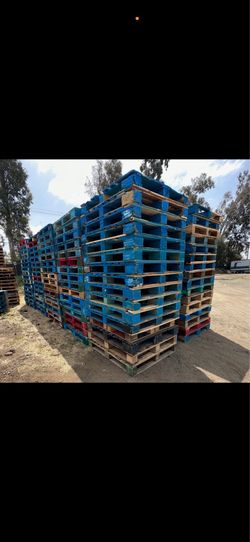 Compramos paletas/ sell us your pallets