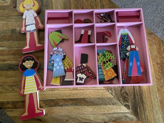 melissa n doug wooden magnetic dress up