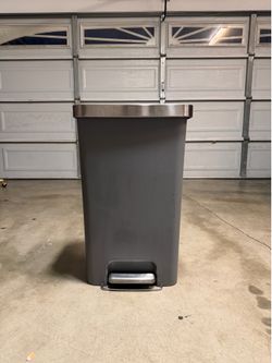 Trash can